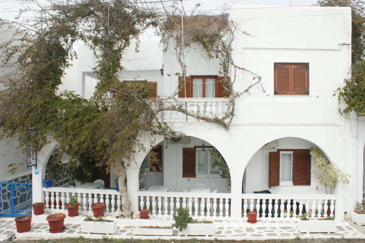 Hotel Eleftheria Парос Экстерьер фото