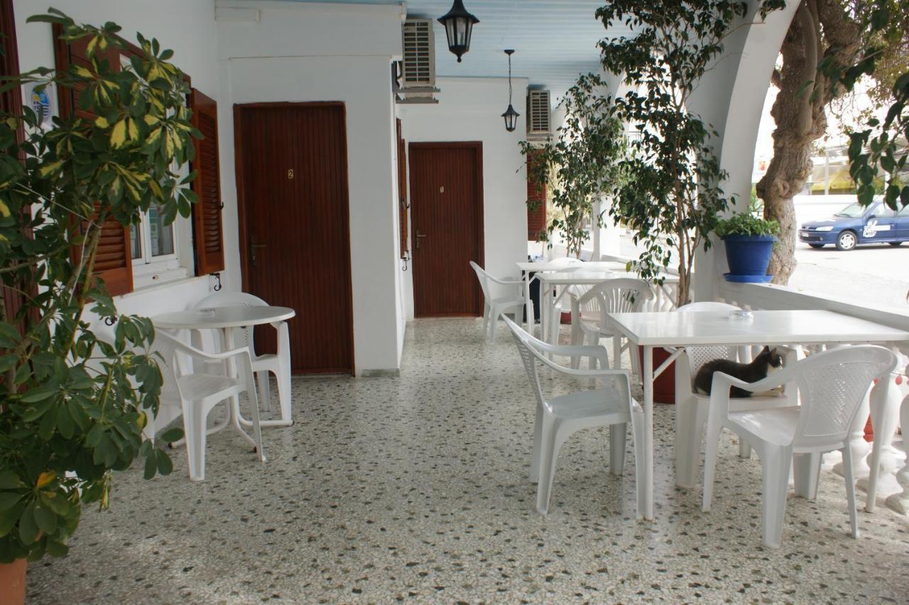 Hotel Eleftheria Парос Экстерьер фото