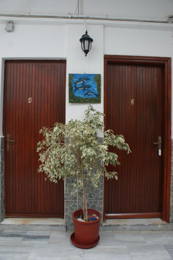 Hotel Eleftheria Парос Экстерьер фото