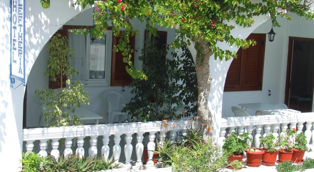 Hotel Eleftheria Парос Экстерьер фото