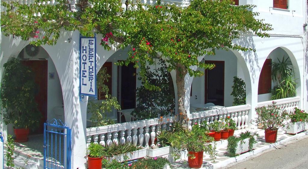 Hotel Eleftheria Парос Экстерьер фото