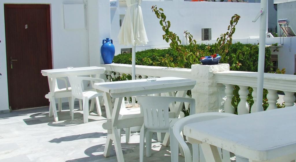 Hotel Eleftheria Парос Экстерьер фото