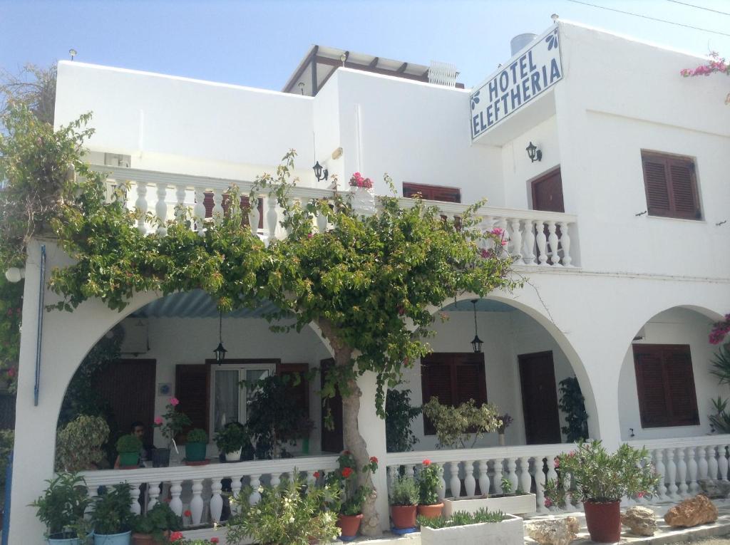 Hotel Eleftheria Парос Экстерьер фото